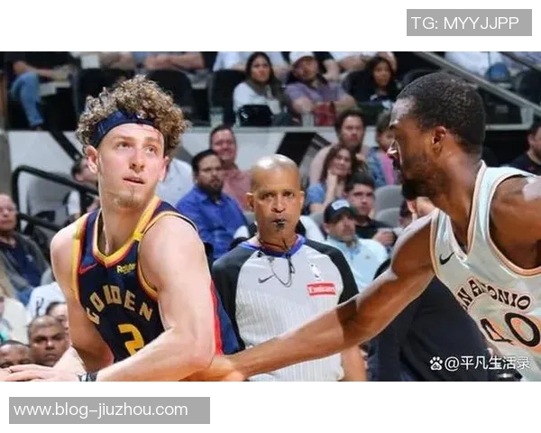 福克斯称赞开拓者防守战术成功迫使球队后卫频频出手 福克斯称赞开拓者防守战术成功迫使球队后卫频频出手