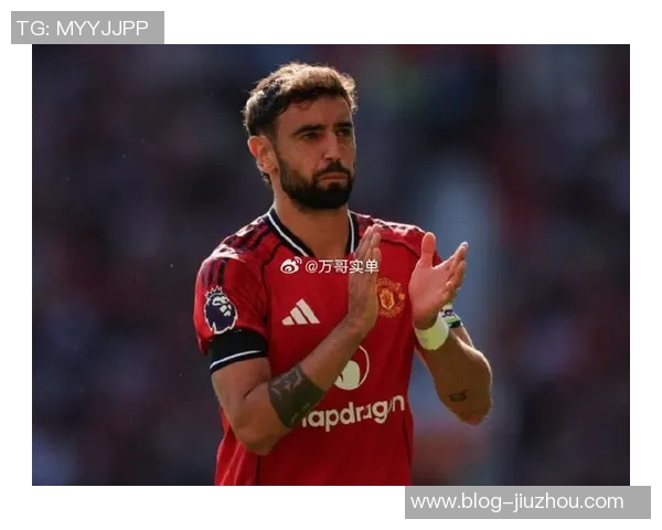 邮报:曼联去年夏天考虑卖掉B费简直疯了,今夏需要说服他留队 邮报:曼联去年夏天考虑卖掉B费简直疯了,今夏需要说服他留队